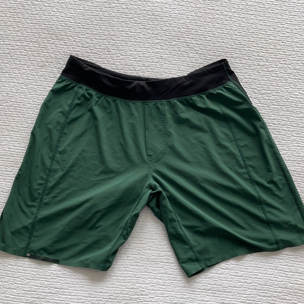 Lululemon Shorts 8”
